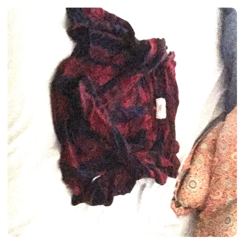 I am selling this sweater